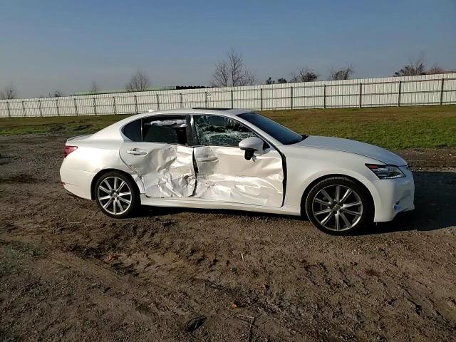 2015 Lexus GS - Image 11