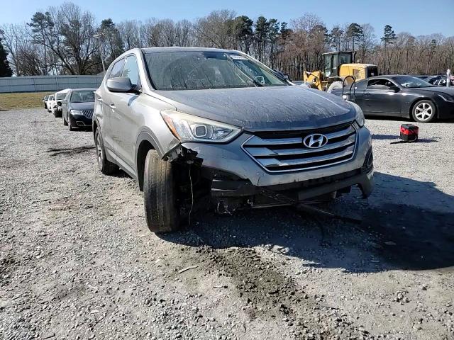 2015 Hyundai Santa Fe - Image 12