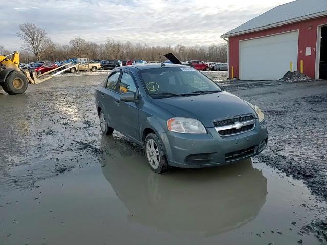 2010 Chevrolet Aveo - Image 11
