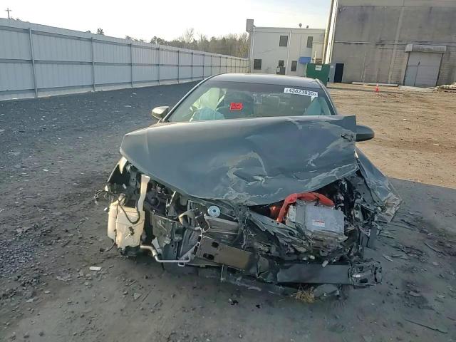 2014 Toyota Camry - Image 10