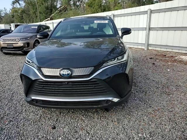 2021 Toyota Venza - Image 12