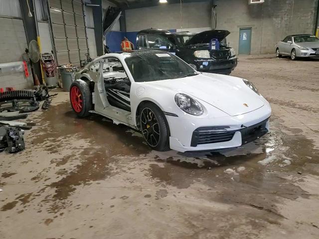2021 Porsche 911 - Image 14