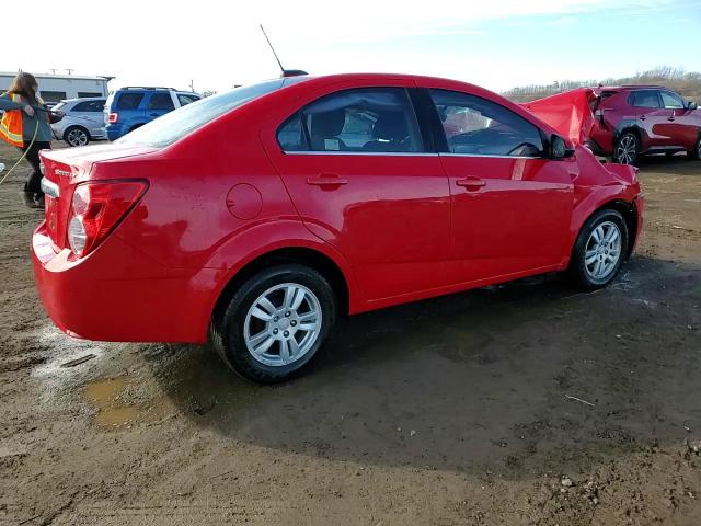 2016 Chevrolet Sonic - Image 13