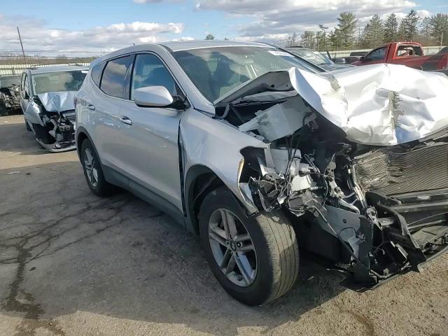 2018 Hyundai Santa Fe - Image 11