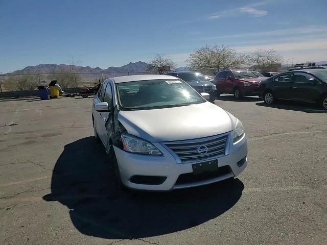 2015 Nissan Sentra - Image 11
