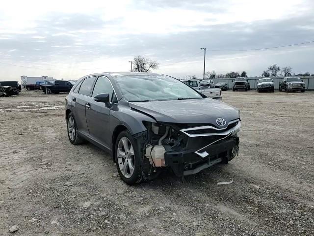 2015 Toyota Venza - Image 12