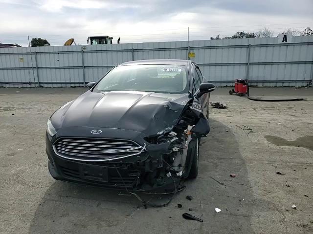 2016 Ford Fusion - Image 11
