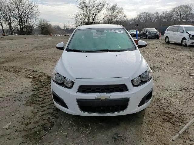 2013 Chevrolet Sonic - Image 10