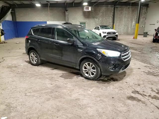 2017 Ford Escape - Image 13