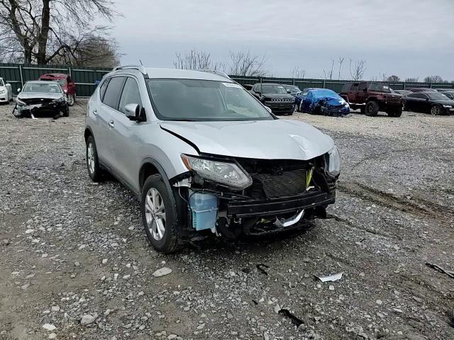 2016 Nissan Rogue - Image 10
