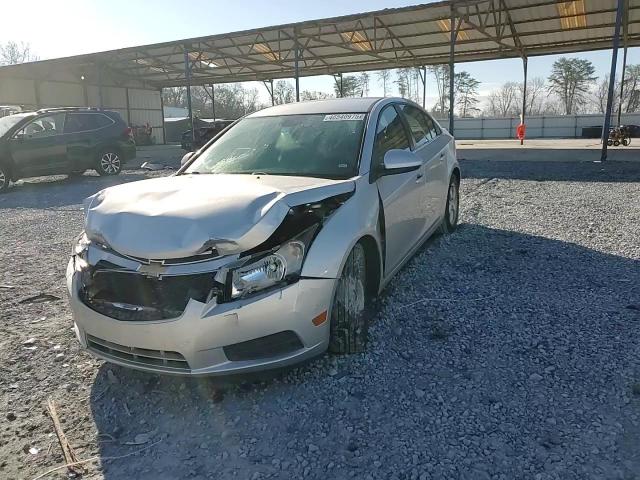2014 Chevrolet Cruze - Image 11