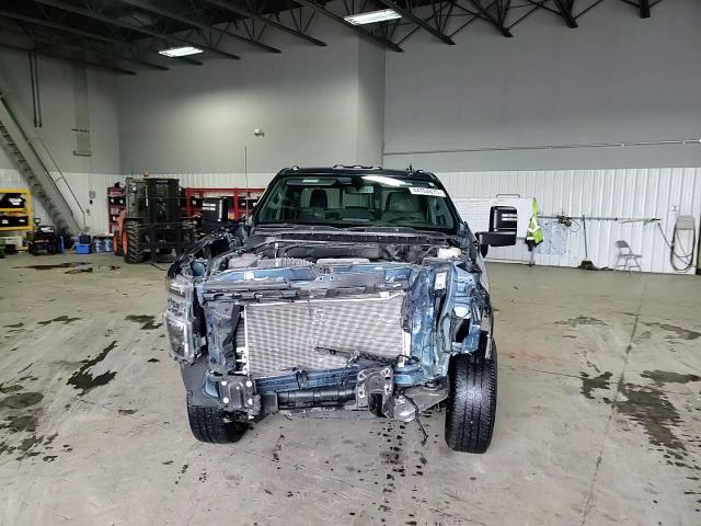 2020 Chevrolet Silverado - Image 11