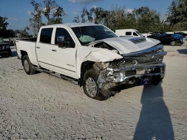 2018 Chevrolet Silverado - Image 10