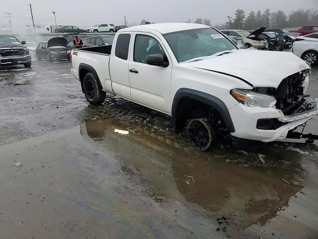 2020 Toyota Tacoma - Image 11