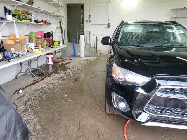 2013 Mitsubishi Outlander - Image 14