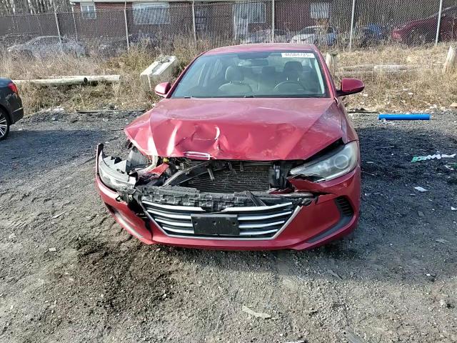 2018 Hyundai Elantra - Image 11