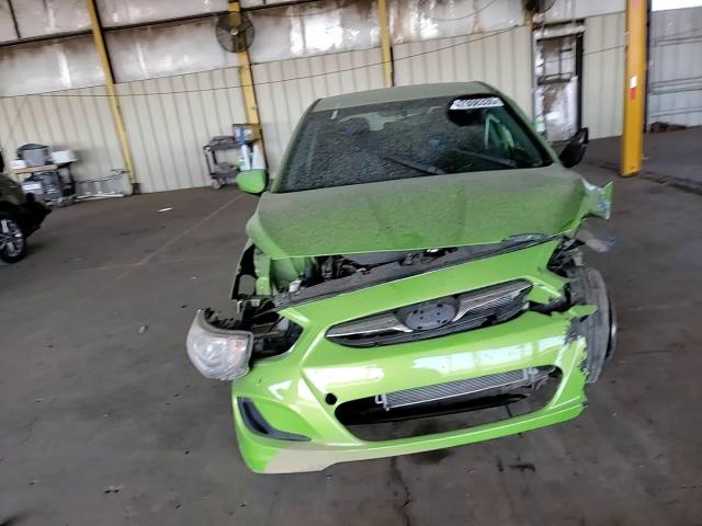 2013 Hyundai Accent - Image 10