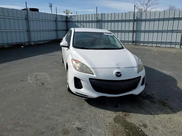 2013 Mazda 3 - Image 11