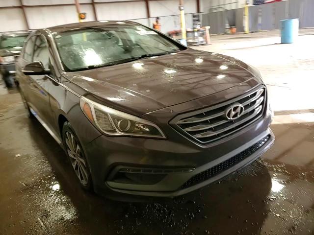 2015 Hyundai Sonata - Image 13