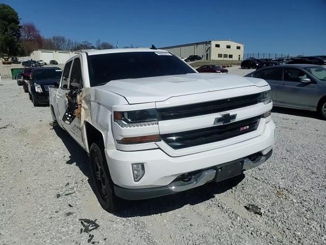 2017 Chevrolet Silverado - Image 11