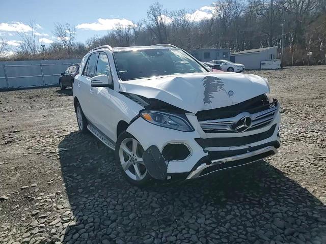 2017 Mercedes-Benz GLE - Image 11