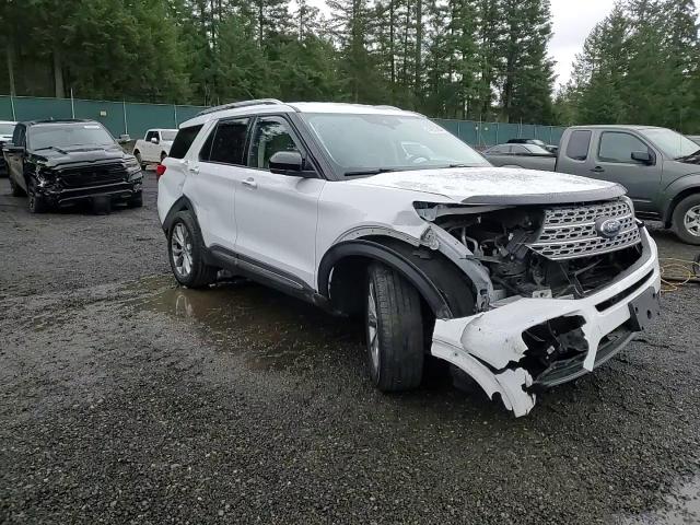 2022 Ford Explorer - Image 11