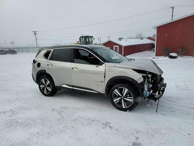 2021 Nissan Rogue - Image 15