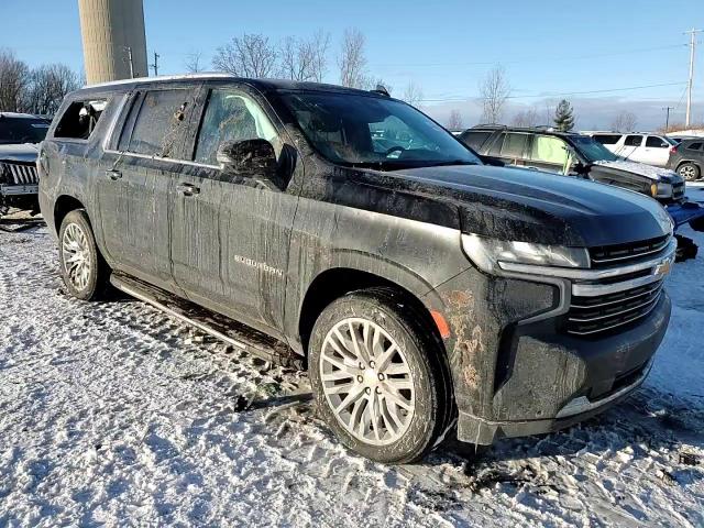 2023 Chevrolet Suburban - Image 12
