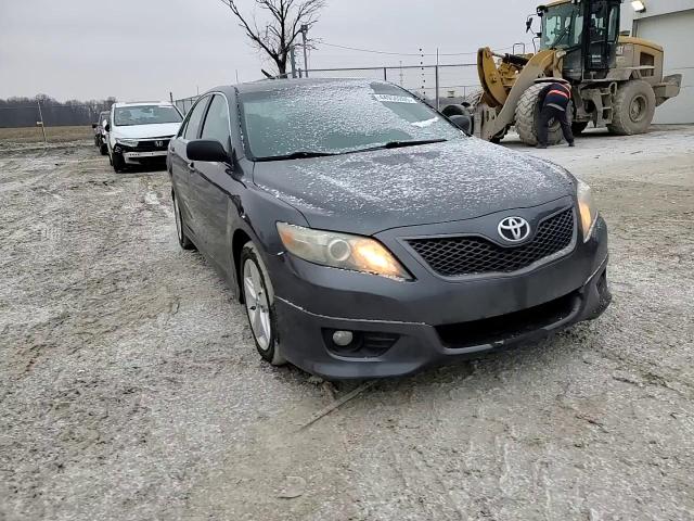 2010 Toyota Camry - Image 11