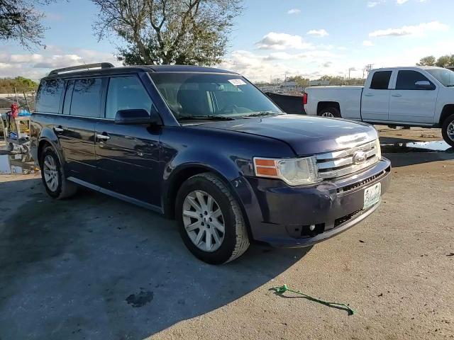 2011 Ford Flex - Image 11