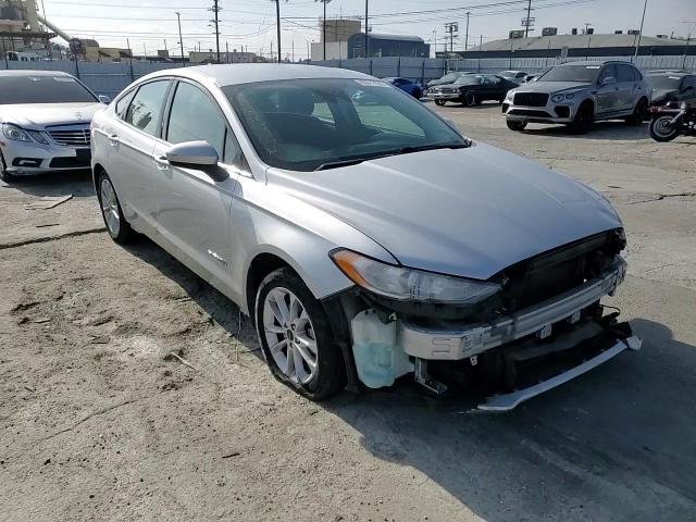 2019 Ford Fusion - Image 10