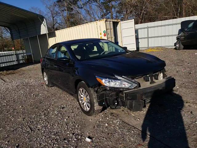 2016 Nissan Altima - Image 10