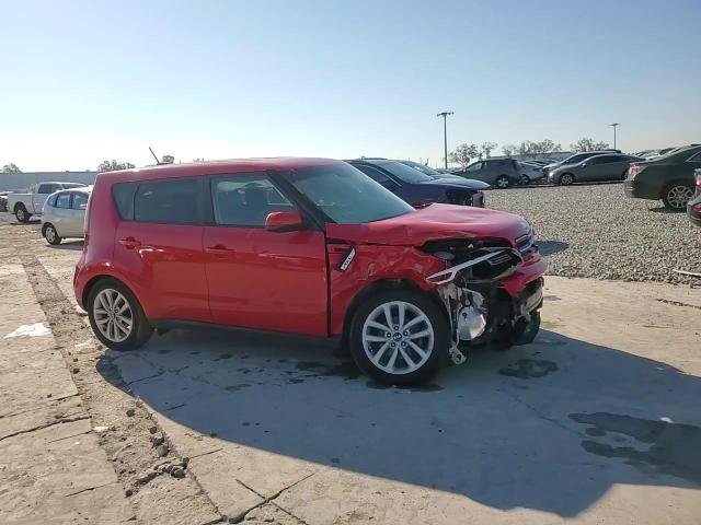 2018 Kia Soul - Image 12
