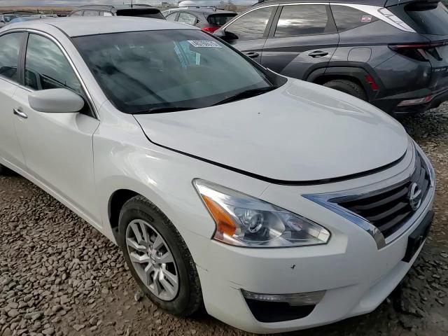 2015 Nissan Altima - Image 11