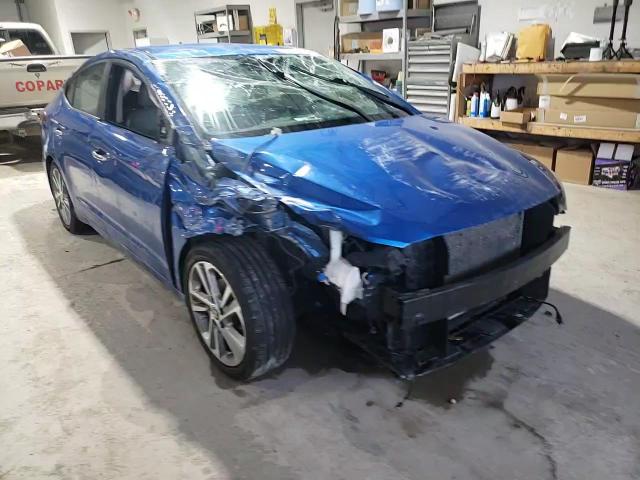 2017 Hyundai Elantra - Image 10