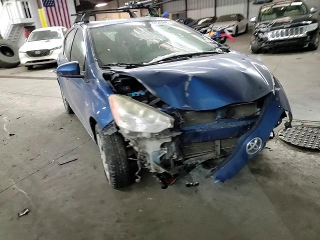 2013 Toyota Prius - Image 11
