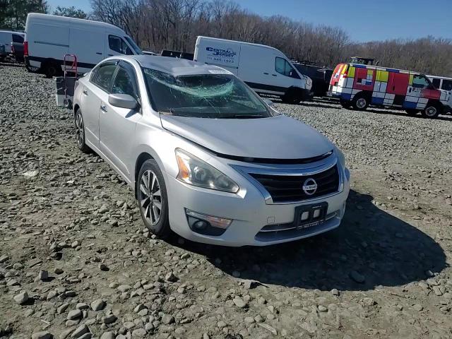 2014 Nissan Altima - Image 11