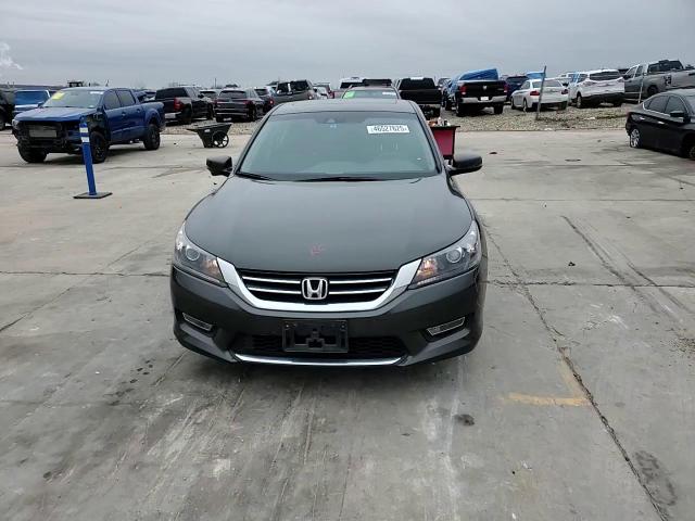 2013 Honda Accord - Image 11