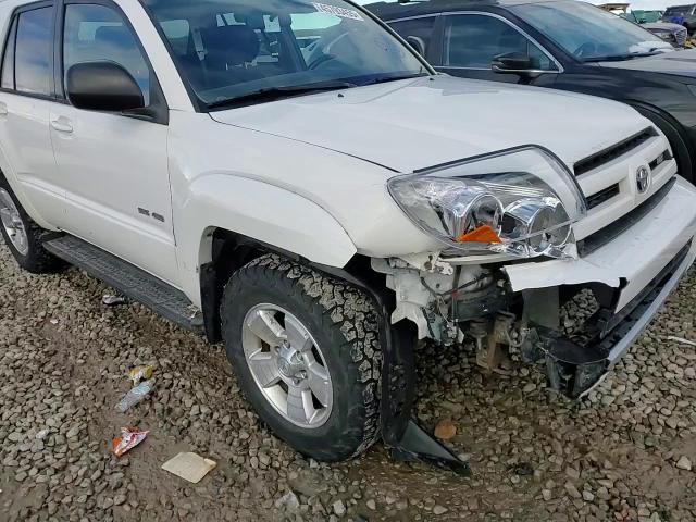 2004 Toyota 4Runner - Image 12