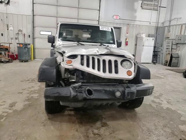 2007 Jeep Wrangler - Image 11