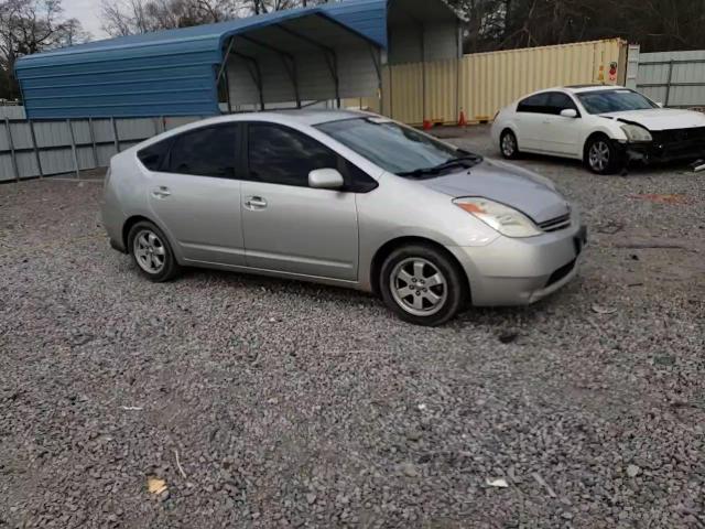 2004 Toyota Prius - Image 11