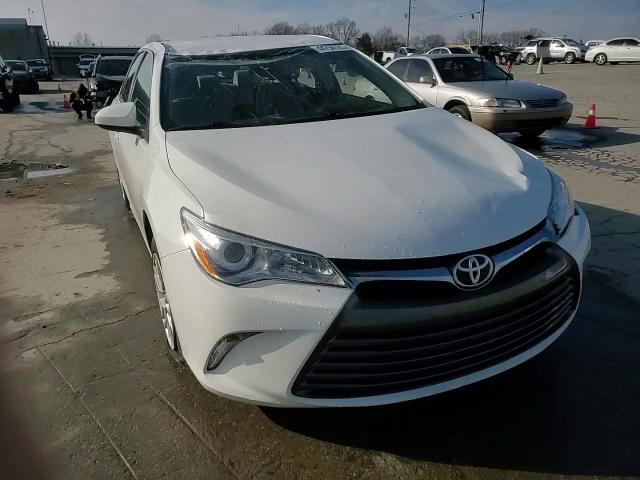 2016 Toyota Camry - Image 13