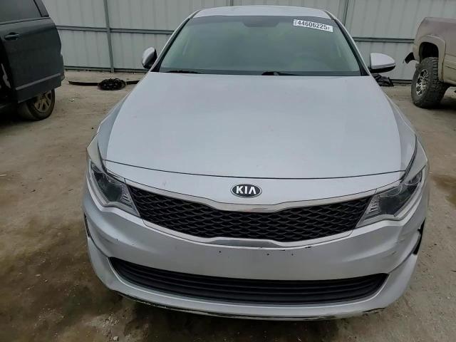 2017 Kia Optima - Image 11
