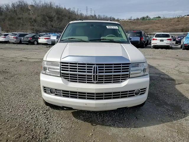 2013 Lincoln Navigator - Image 14