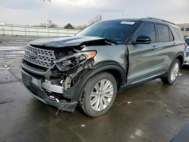 2020 Ford Explorer - Image 14