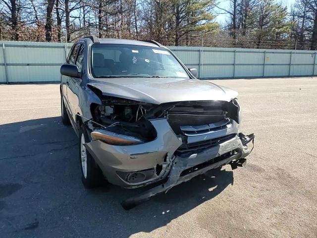 2010 Hyundai Santa Fe - Image 12