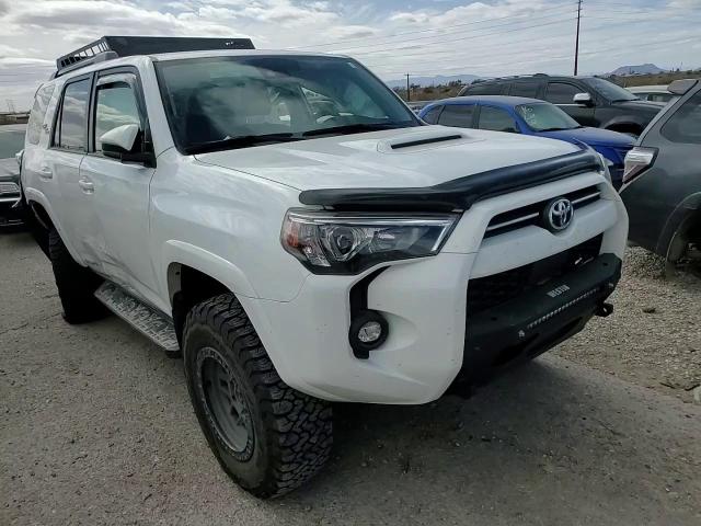 2022 Toyota 4Runner - Image 11