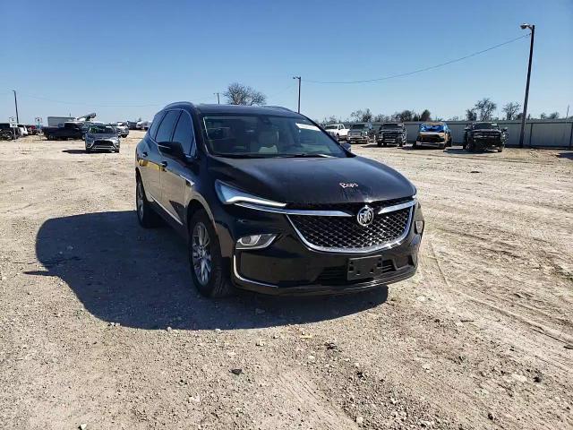 2022 Buick Enclave - Image 12