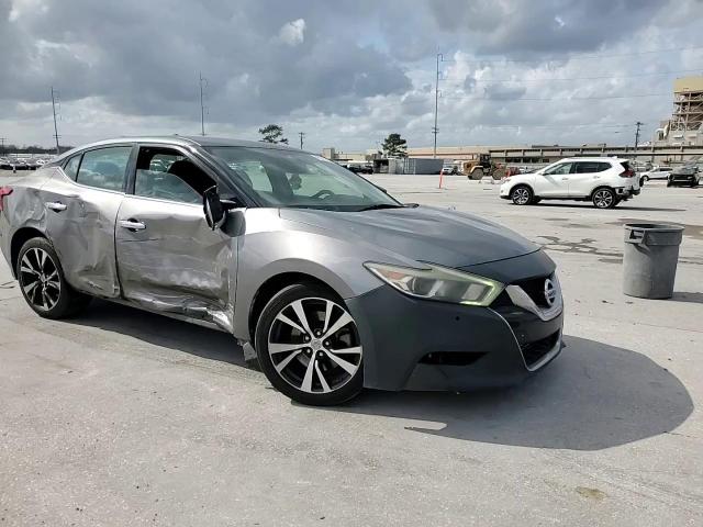 2016 Nissan Maxima - Image 11
