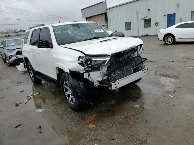 2021 Toyota 4Runner - Image 16